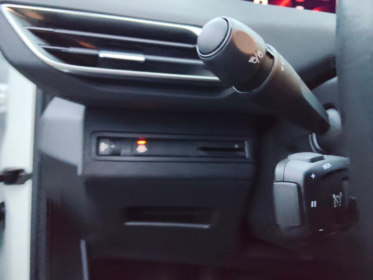 peugeot-3008-2021-diesel-1499cc