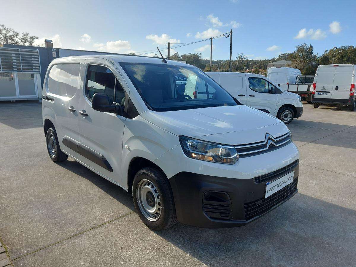 citroen-berlingo-2022-diesel-1499cc