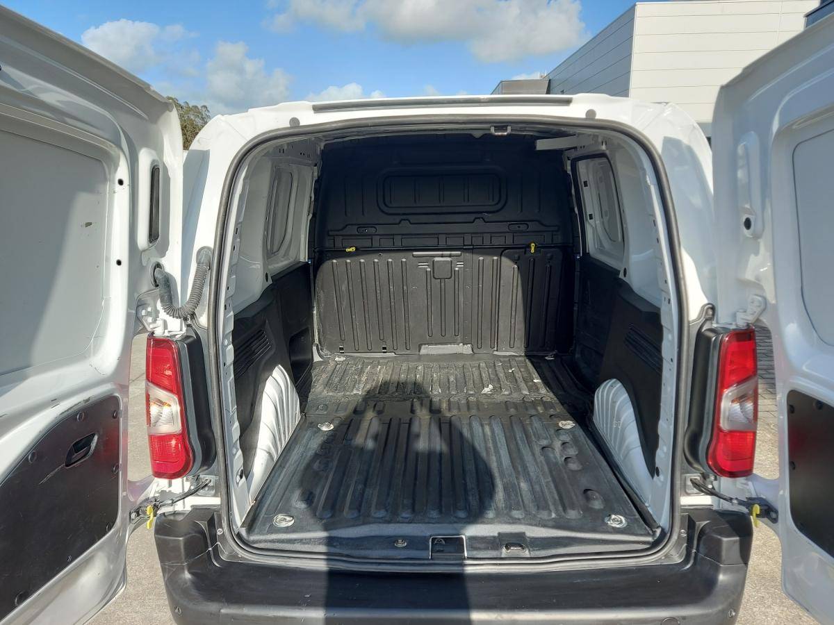 citroen-berlingo-2022-diesel-1499cc