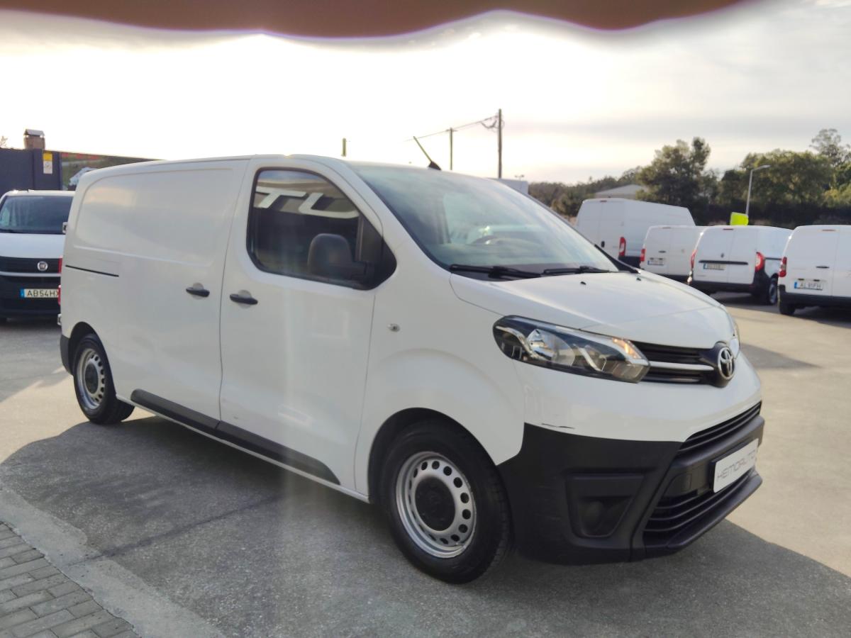 toyota-proace-2016-diesel-1560cc