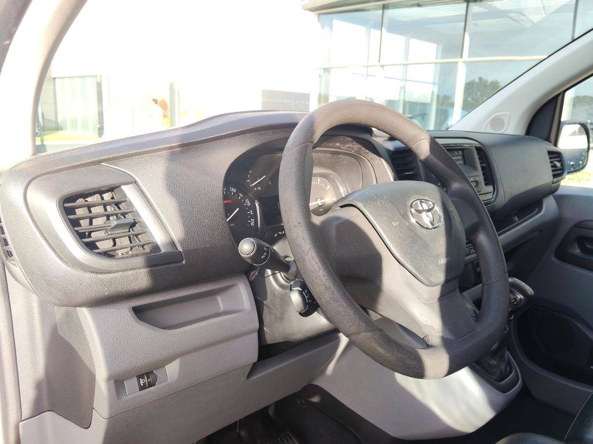 toyota-proace-2016-diesel-1560cc