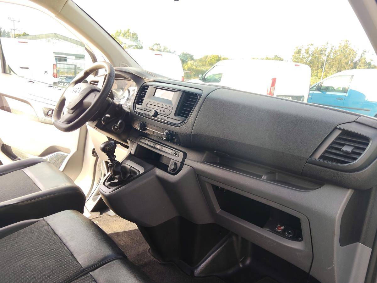 toyota-proace-2016-diesel-1560cc