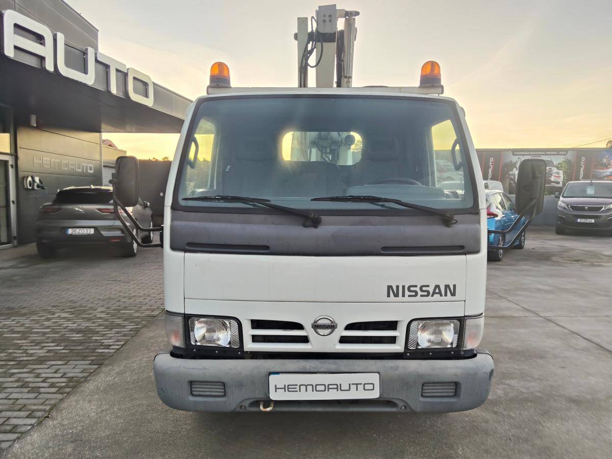 nissan-cabstar-2005-diesel-2953cc