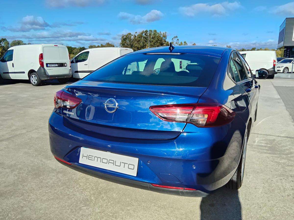 opel-insignia-2019-diesel-1598cc