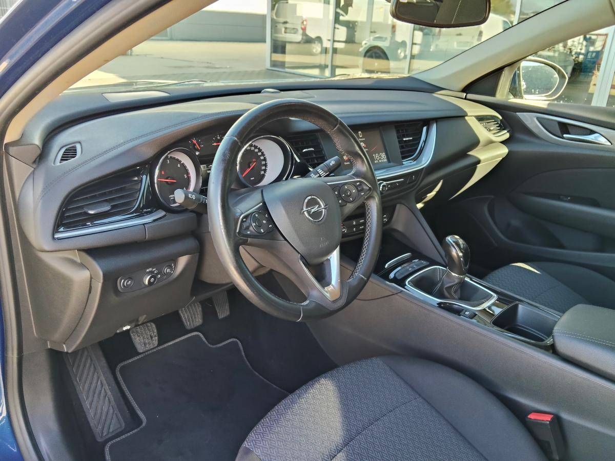 opel-insignia-2019-diesel-1598cc