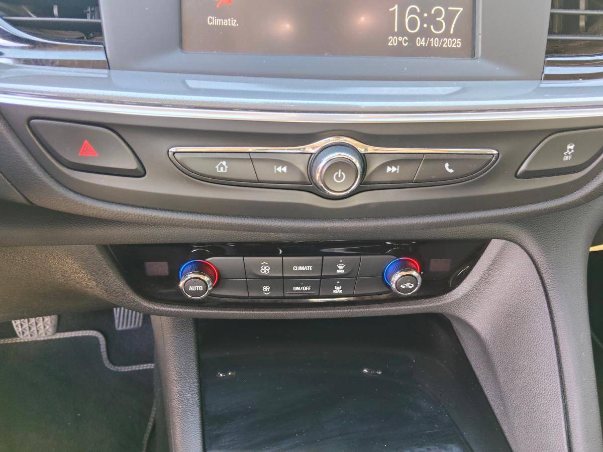 opel-insignia-2019-diesel-1598cc