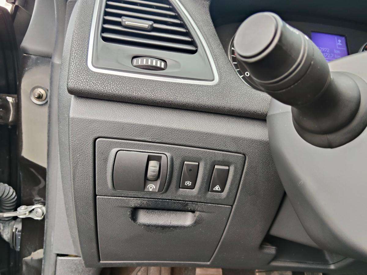 renault-laguna-2014-diesel-1995cc