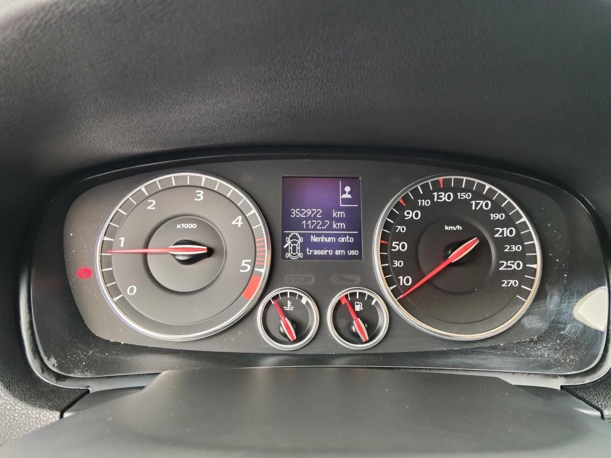 renault-laguna-2014-diesel-1995cc