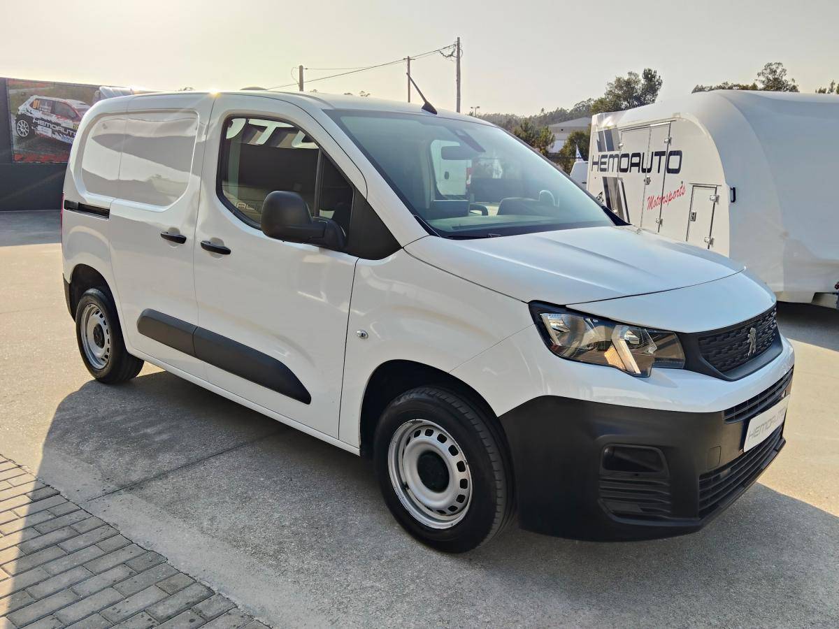 peugeot-partner-2022-diesel-1499cc