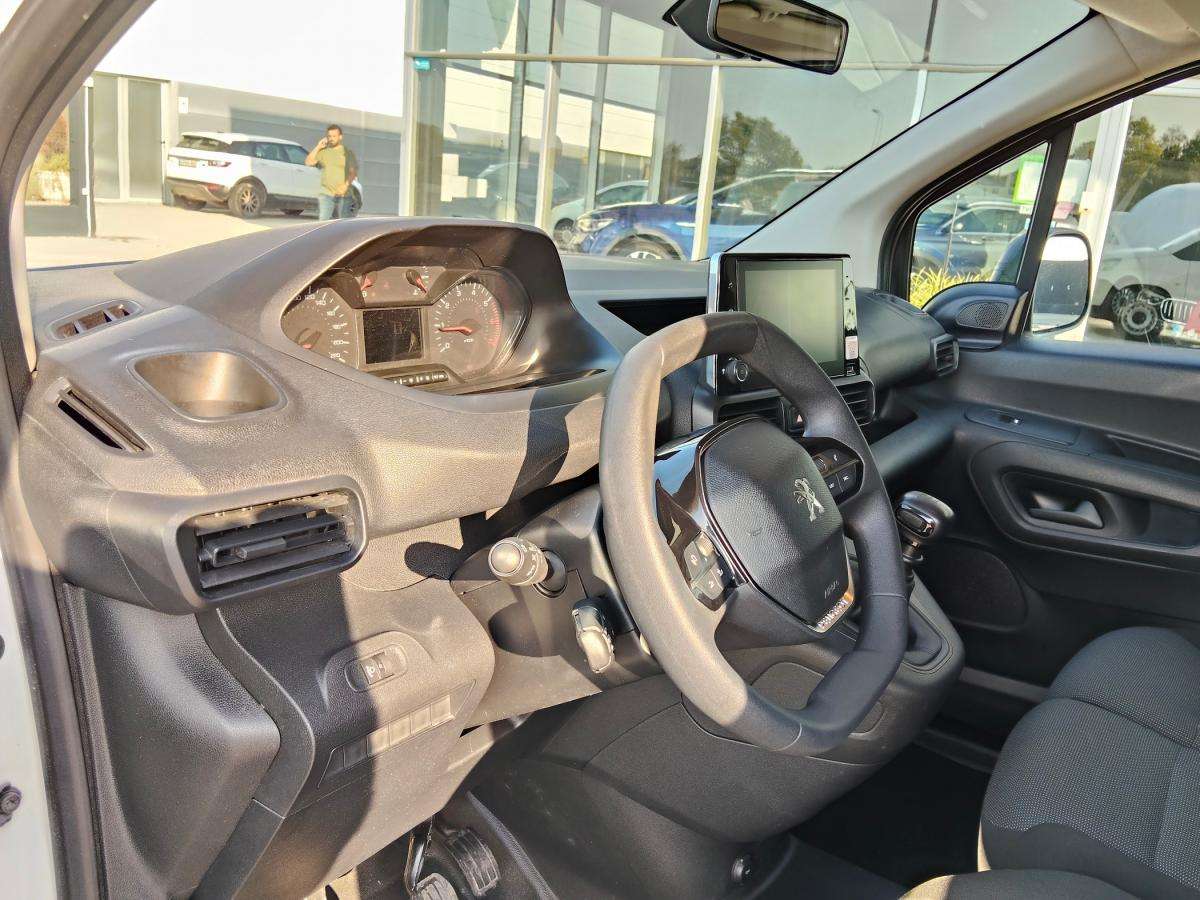 peugeot-partner-2022-diesel-1499cc