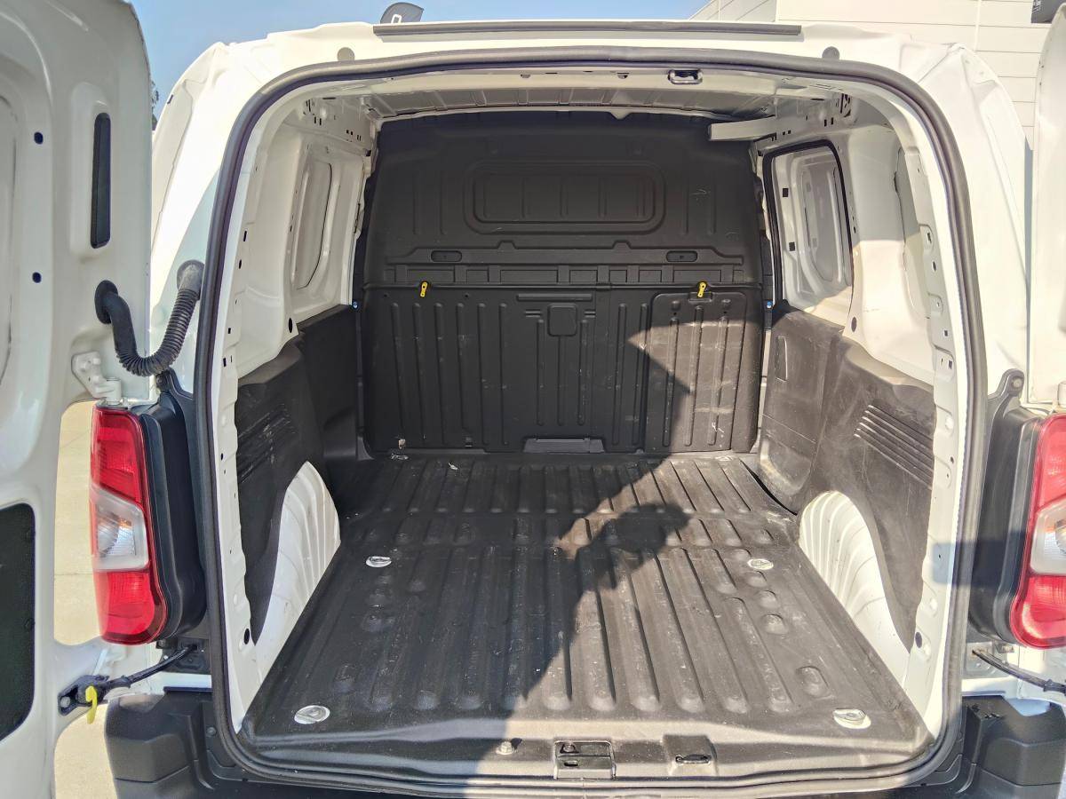 peugeot-partner-2022-diesel-1499cc