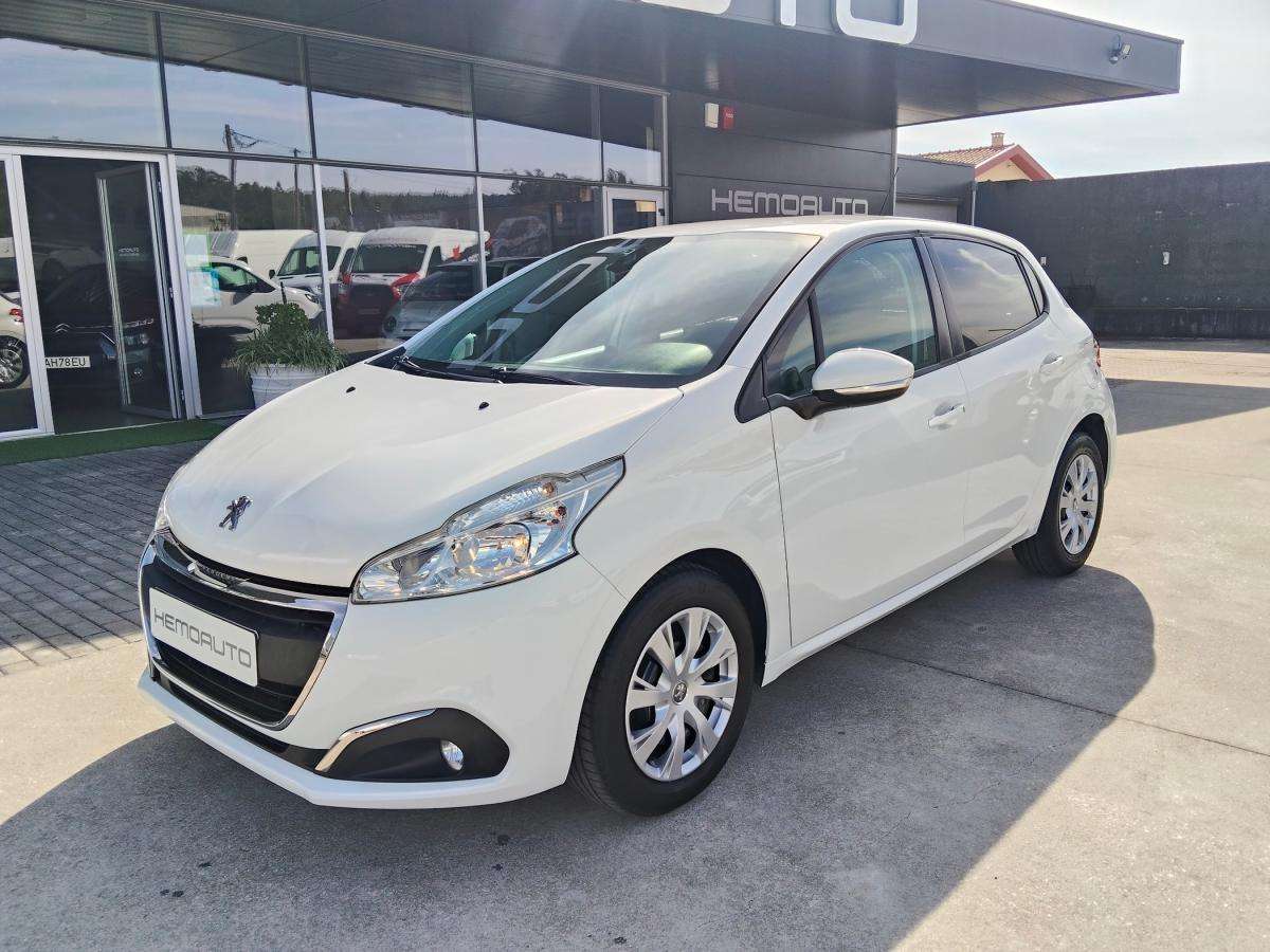 peugeot-208-2020-diesel-1499cc
