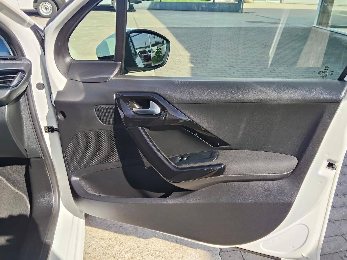 peugeot-208-2020-diesel-1499cc