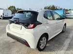 toyota-yaris-2024-hibrido-a-gasolina-1490cc