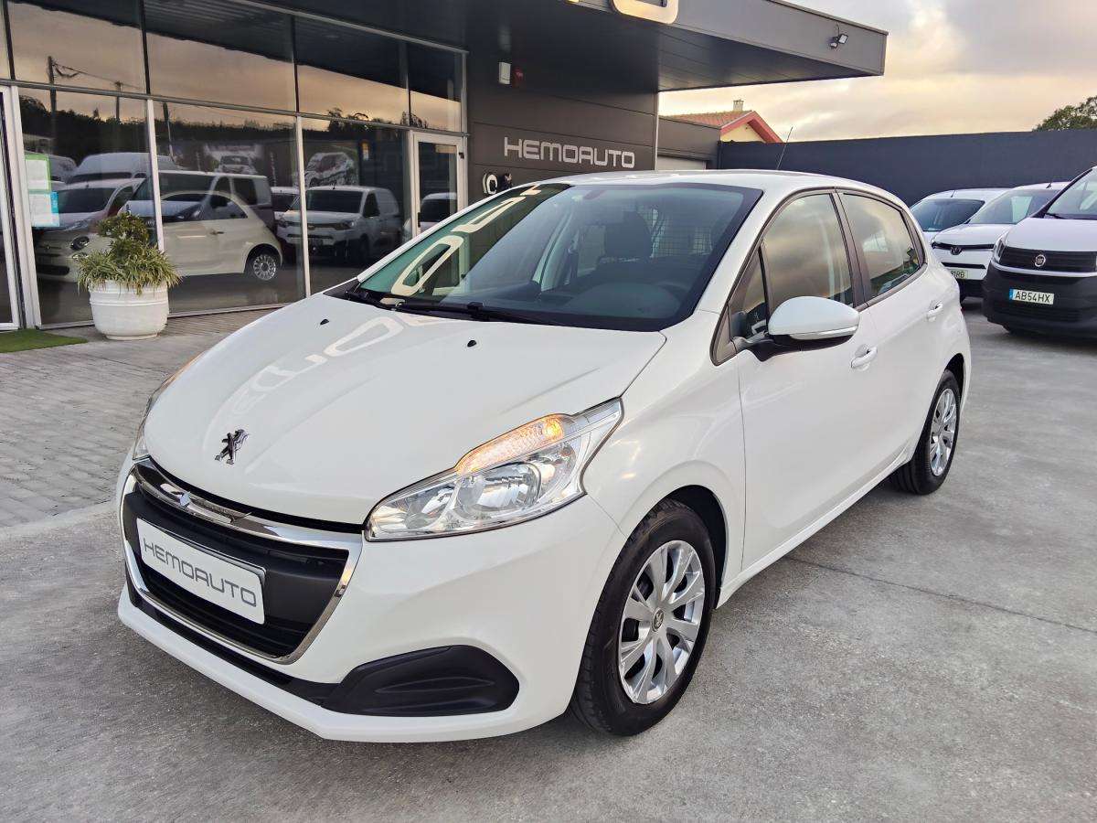 peugeot-208-2020-diesel-1499cc