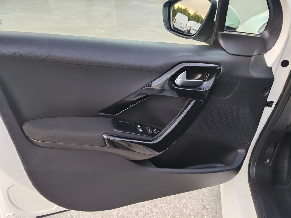 peugeot-208-2020-diesel-1499cc
