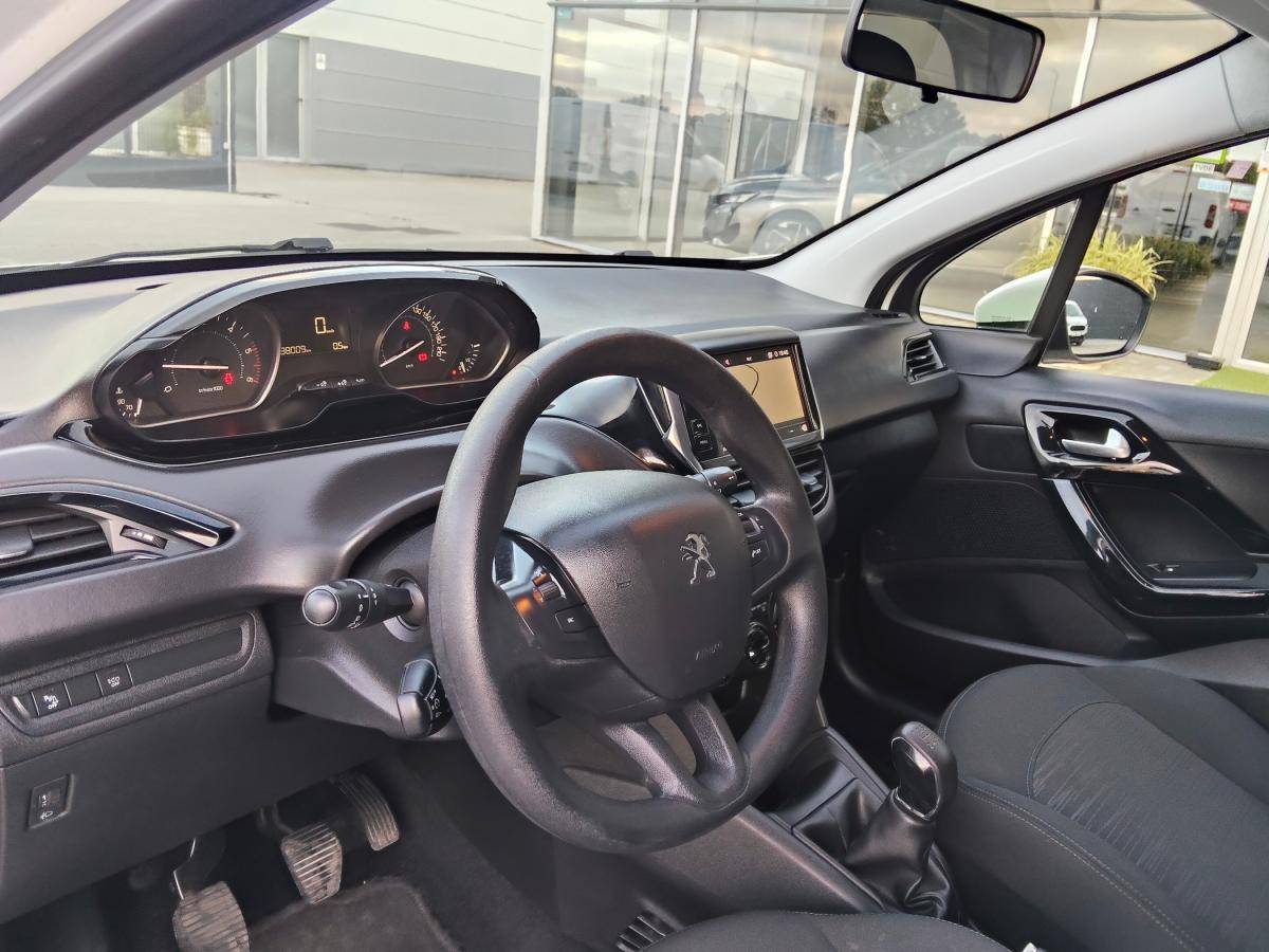 peugeot-208-2020-diesel-1499cc