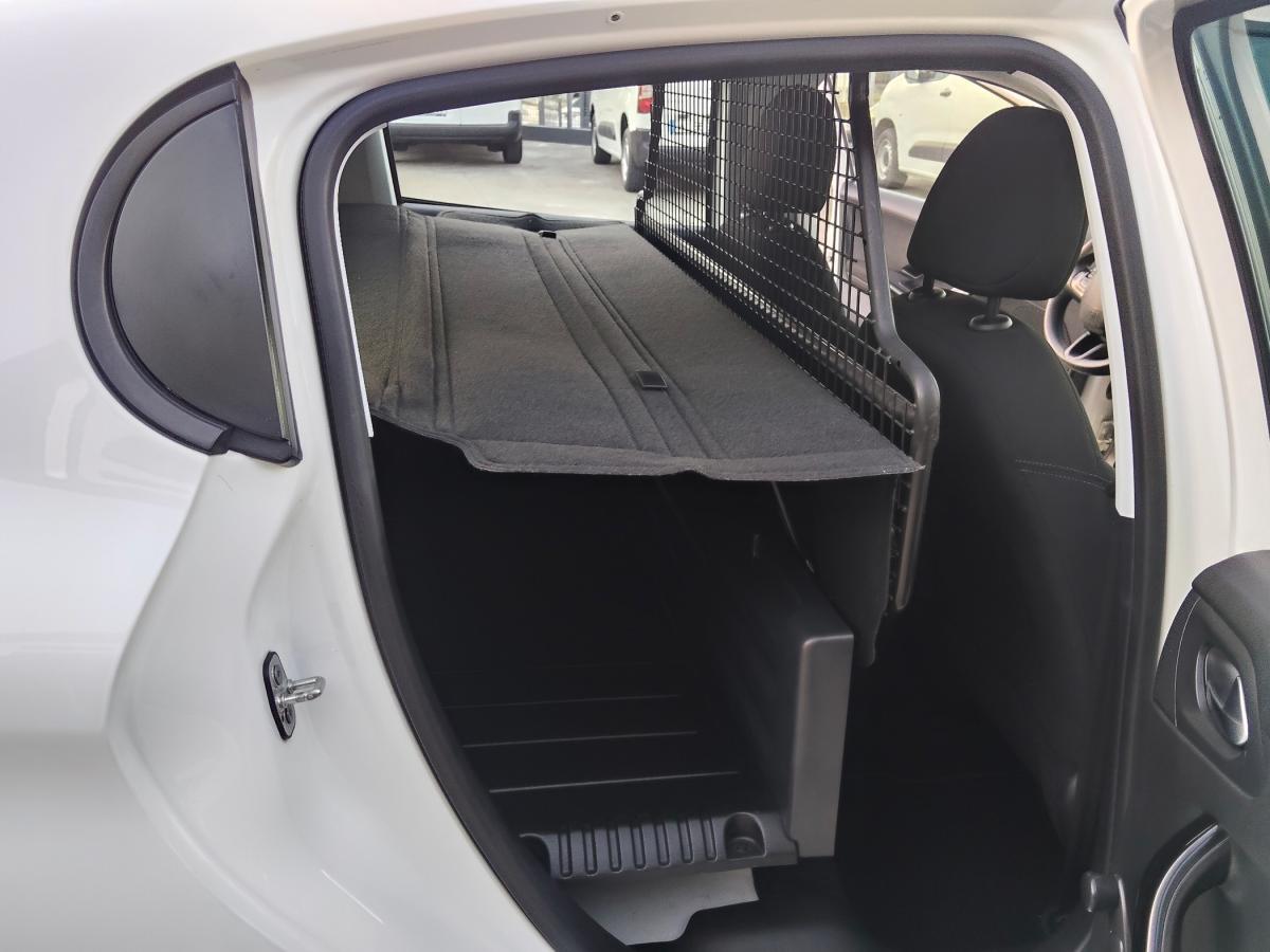 peugeot-208-2020-diesel-1499cc