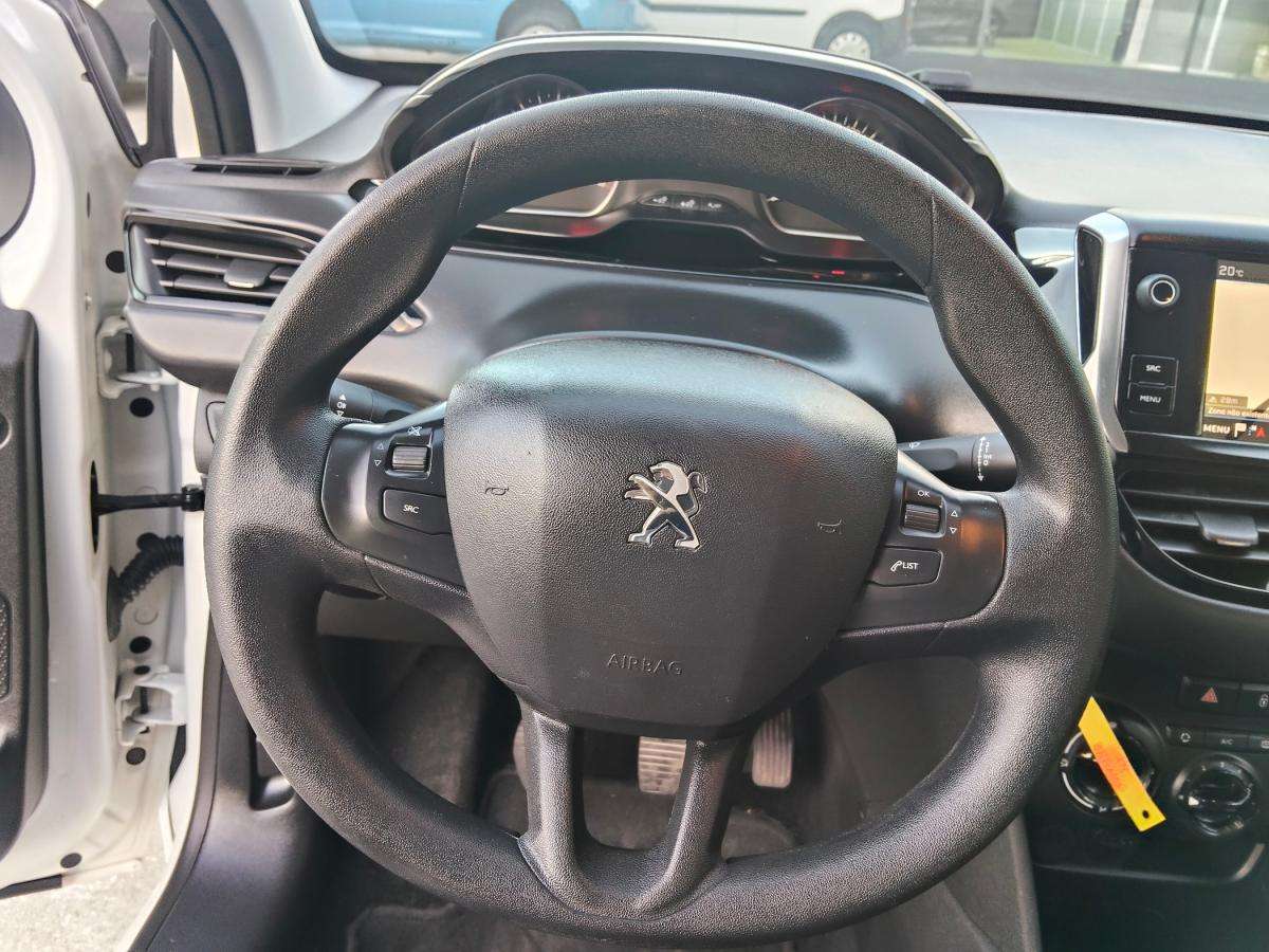 peugeot-208-2020-diesel-1499cc