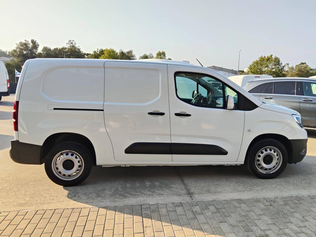 opel-combo-2021-diesel-1499cc