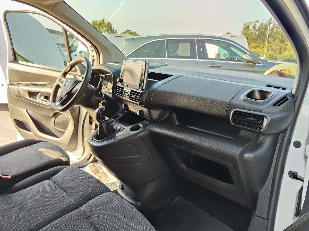opel-combo-2021-diesel-1499cc