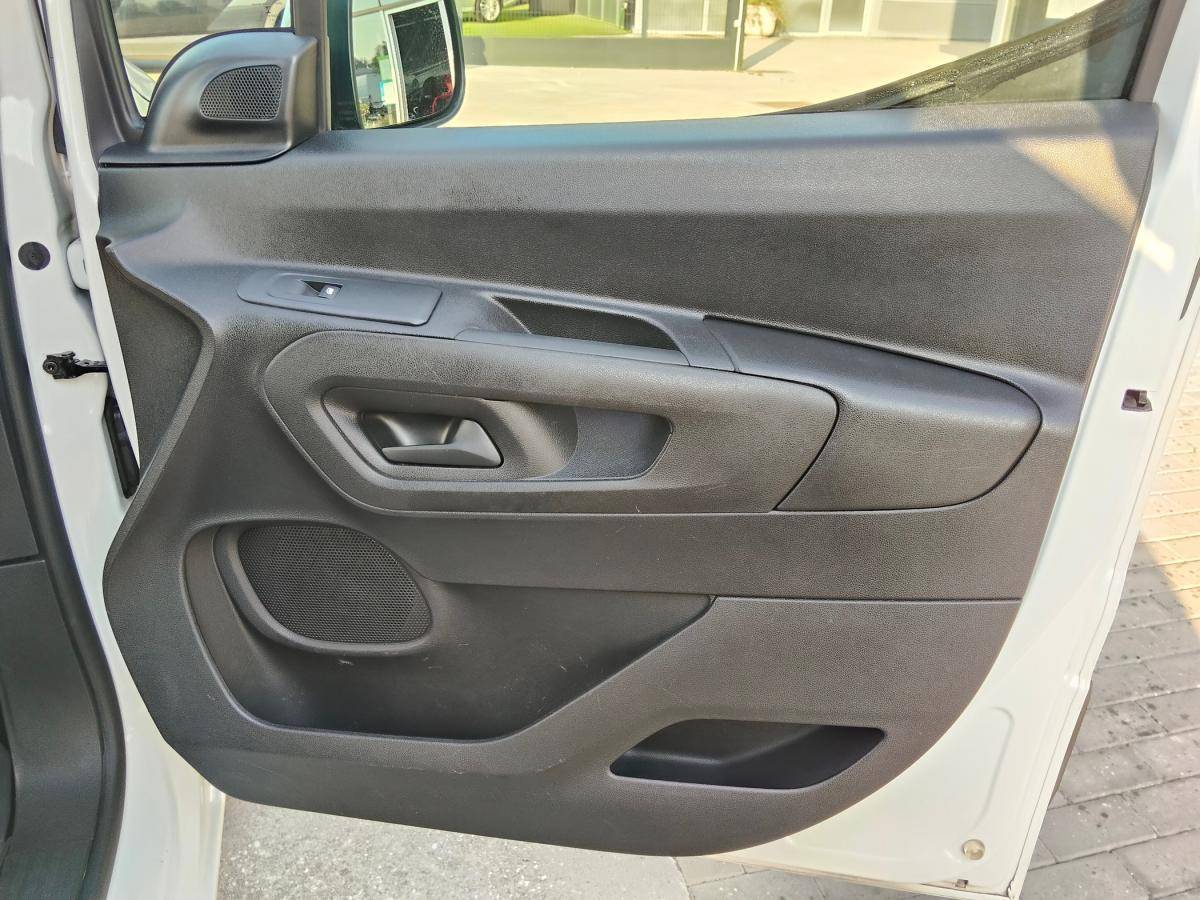 opel-combo-2021-diesel-1499cc