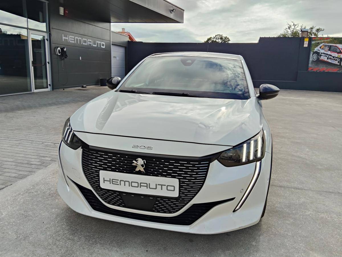 peugeot-208-2022-diesel-1499cc