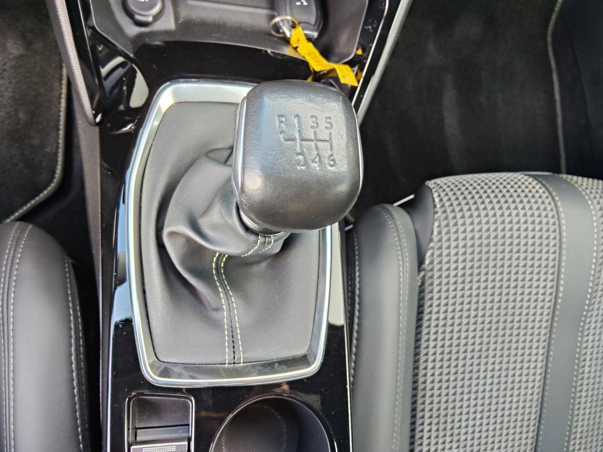 peugeot-208-2022-diesel-1499cc