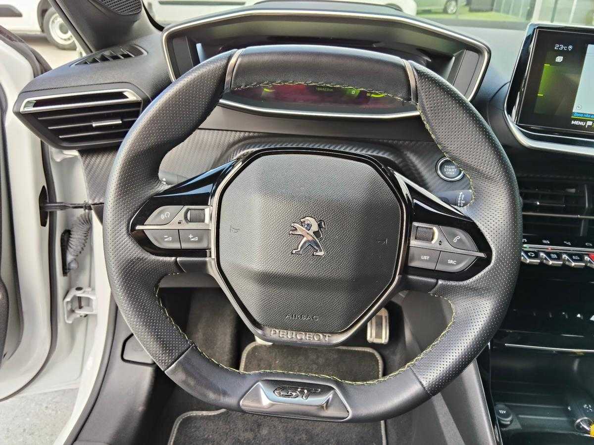peugeot-208-2022-diesel-1499cc