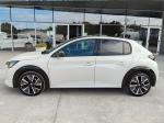 peugeot-208-2022-diesel-1499cc