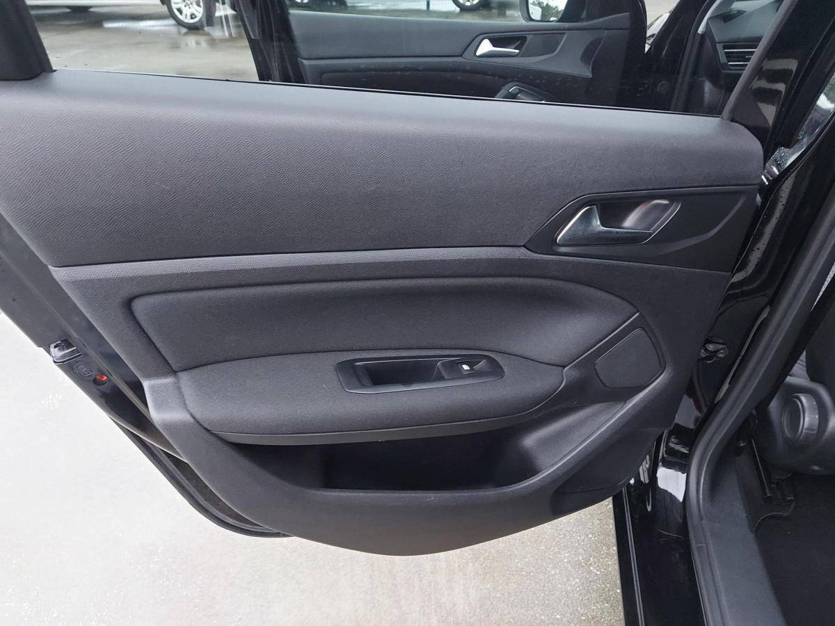 peugeot-308-2019-diesel-1499cc