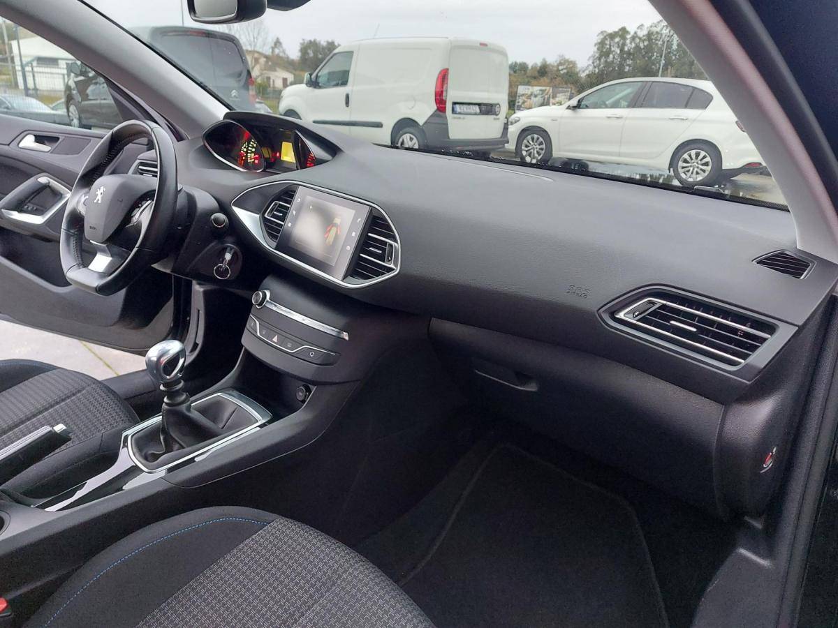 peugeot-308-2019-diesel-1499cc