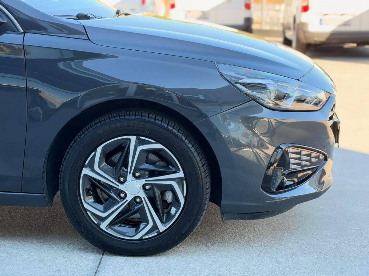 hyundai-i30-2021-diesel-1598cc