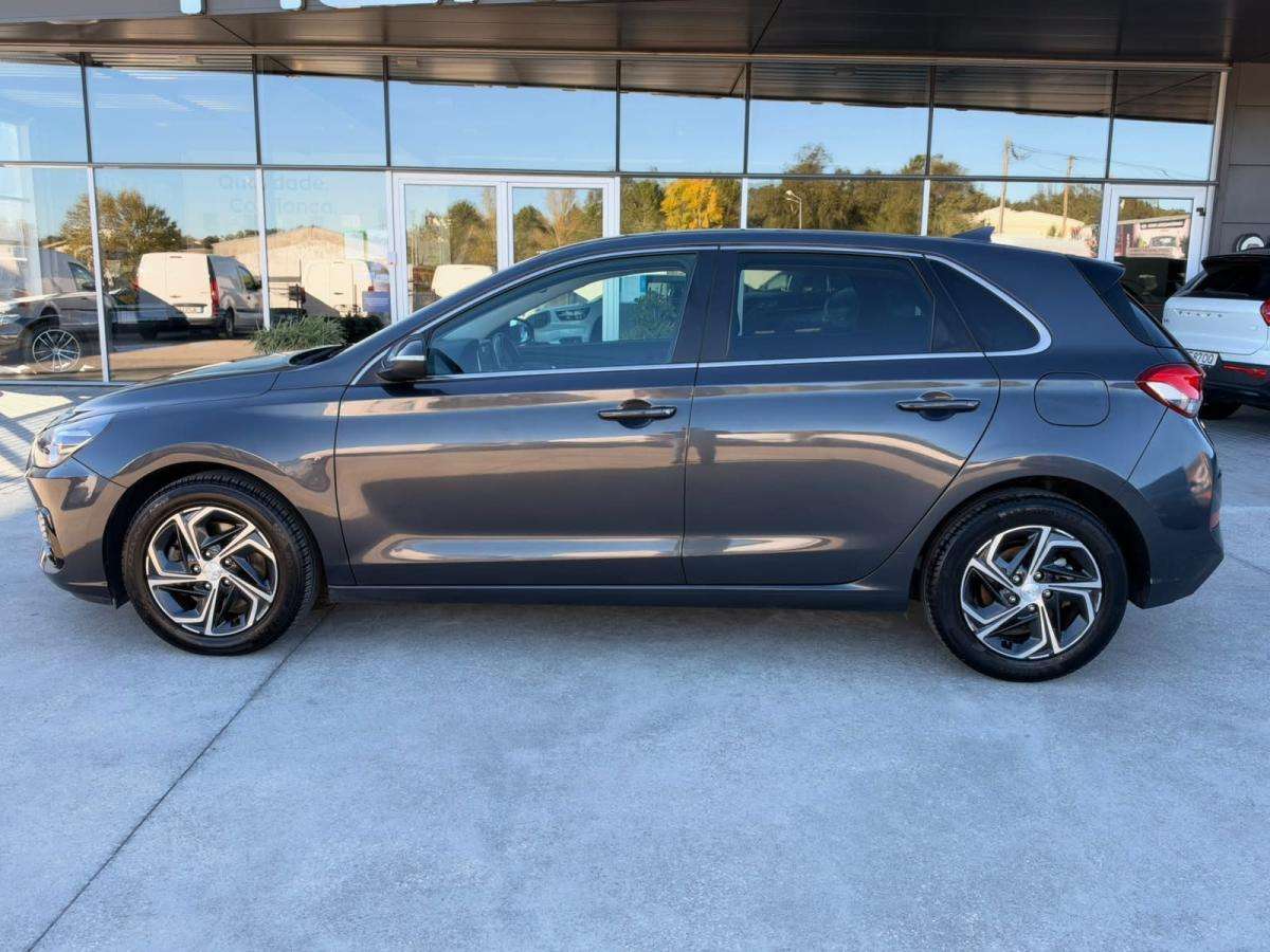 hyundai-i30-2021-diesel-1598cc
