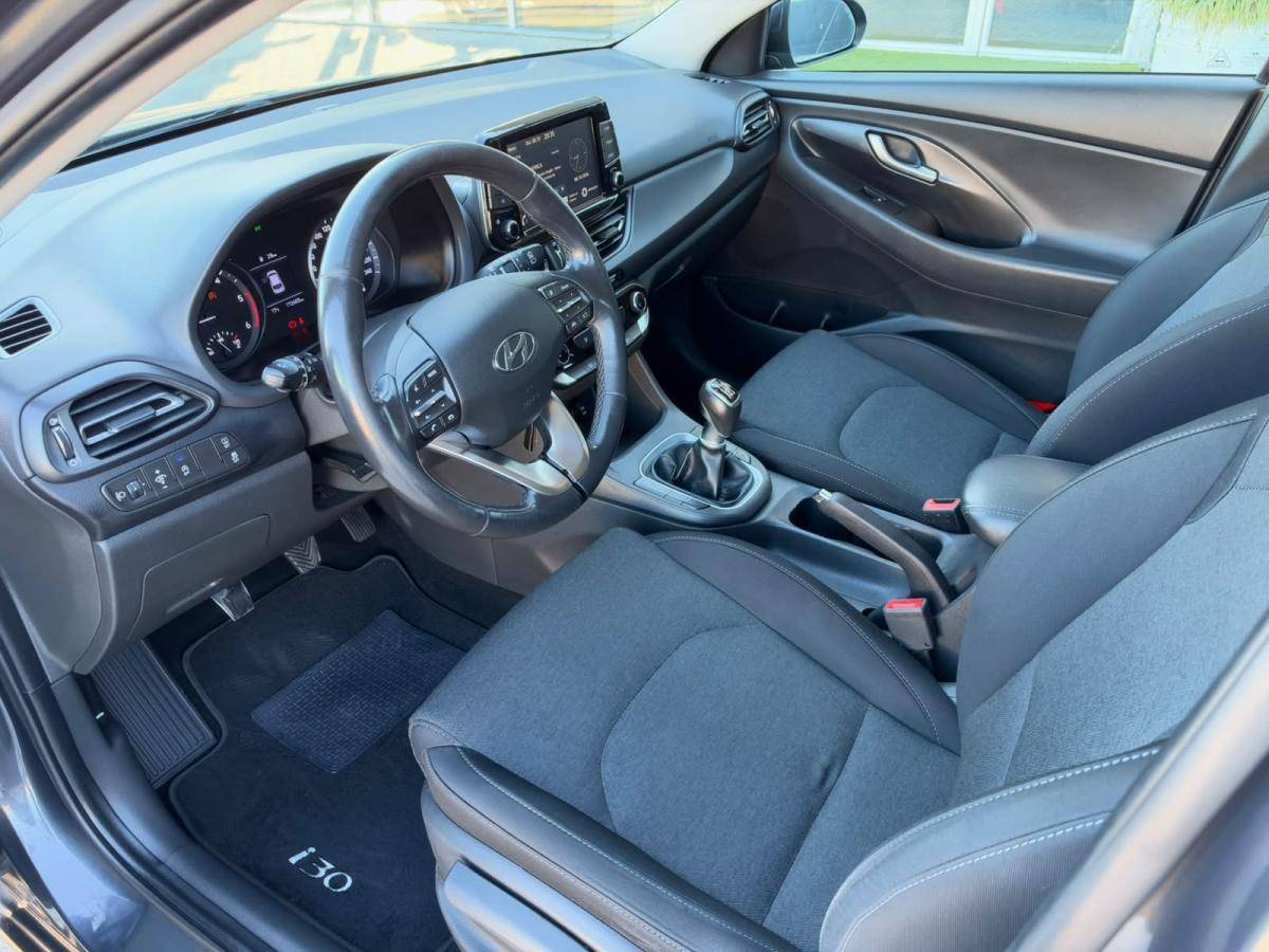 hyundai-i30-2021-diesel-1598cc