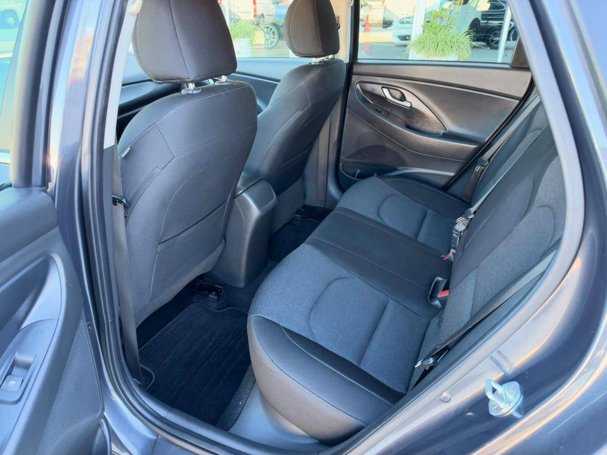 hyundai-i30-2021-diesel-1598cc