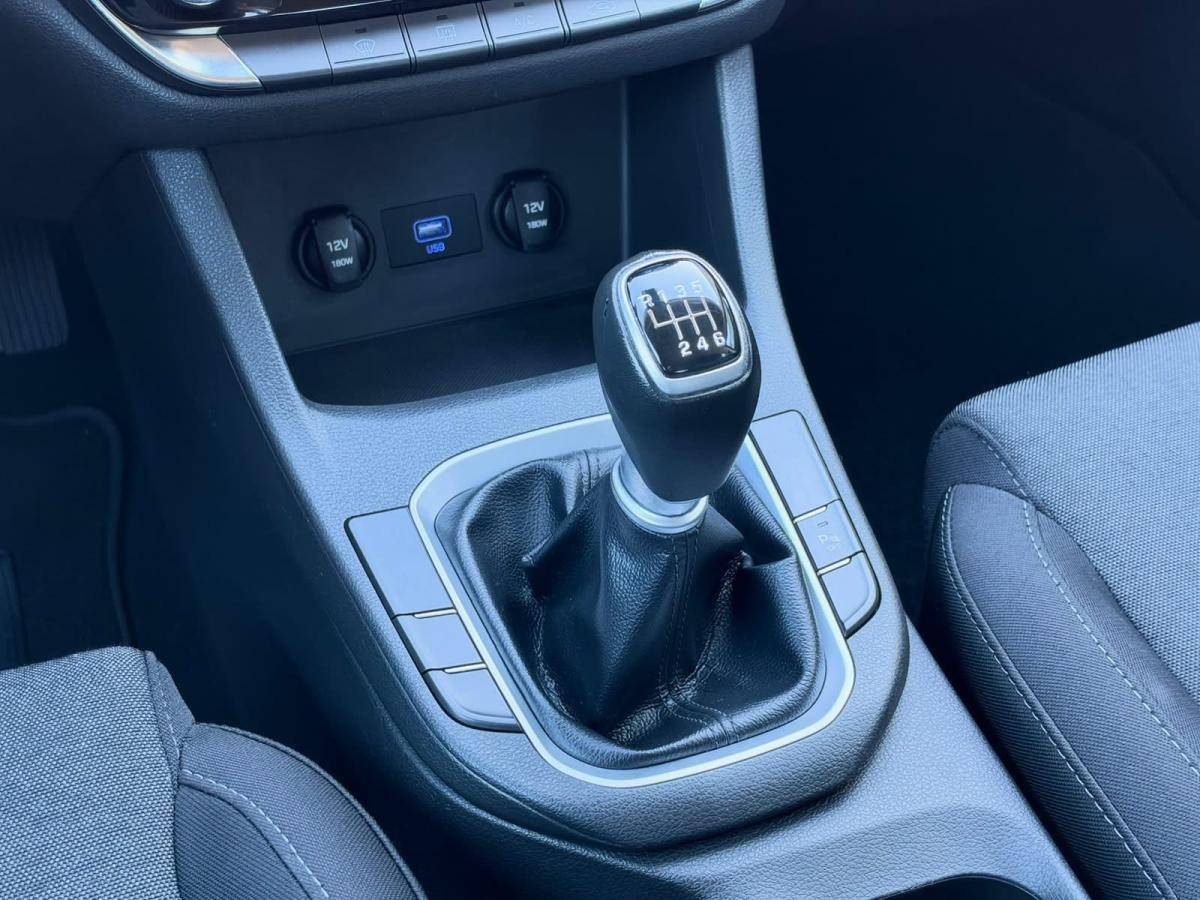 hyundai-i30-2021-diesel-1598cc