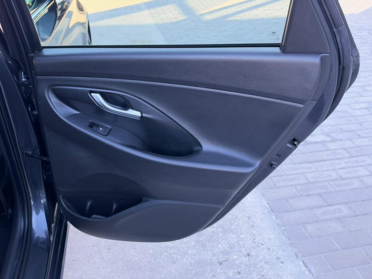 hyundai-i30-2021-diesel-1598cc