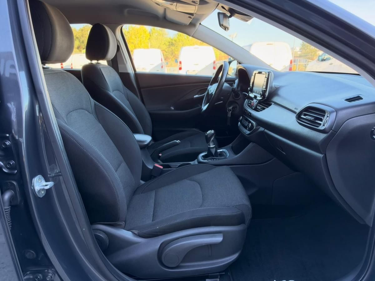 hyundai-i30-2021-diesel-1598cc