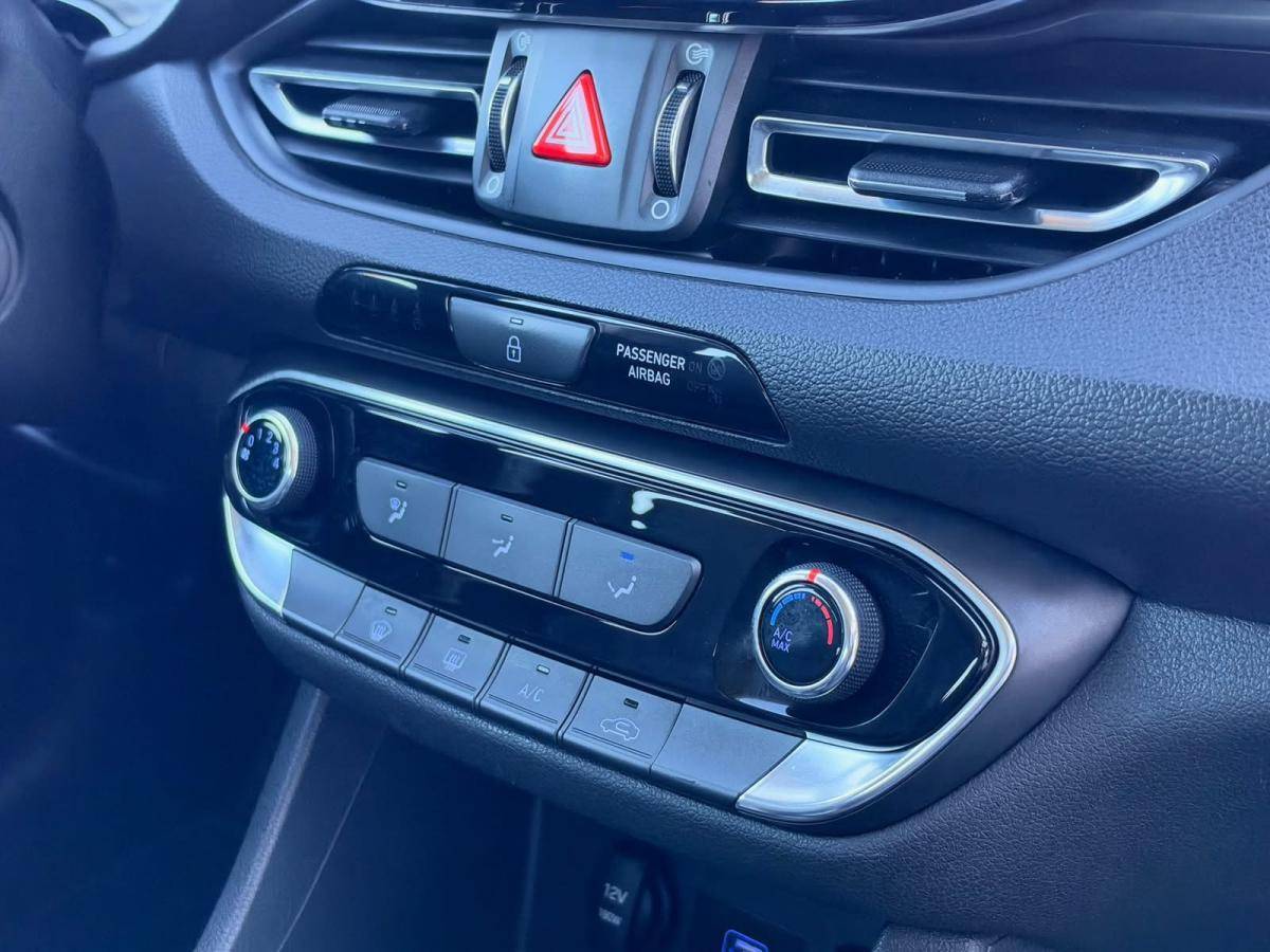 hyundai-i30-2021-diesel-1598cc