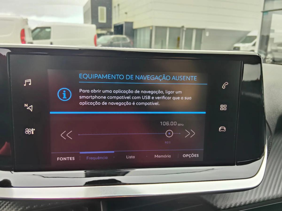 peugeot-2008-2021-gasolina-1199cc