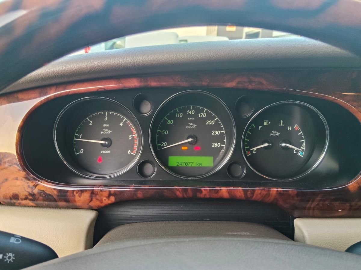jaguar-xj-2006-diesel-2720cc