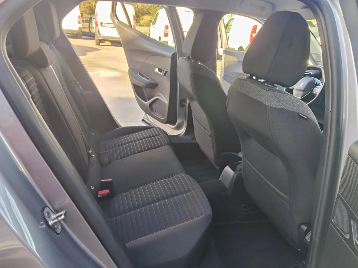 peugeot-2008-2022-diesel-1499cc