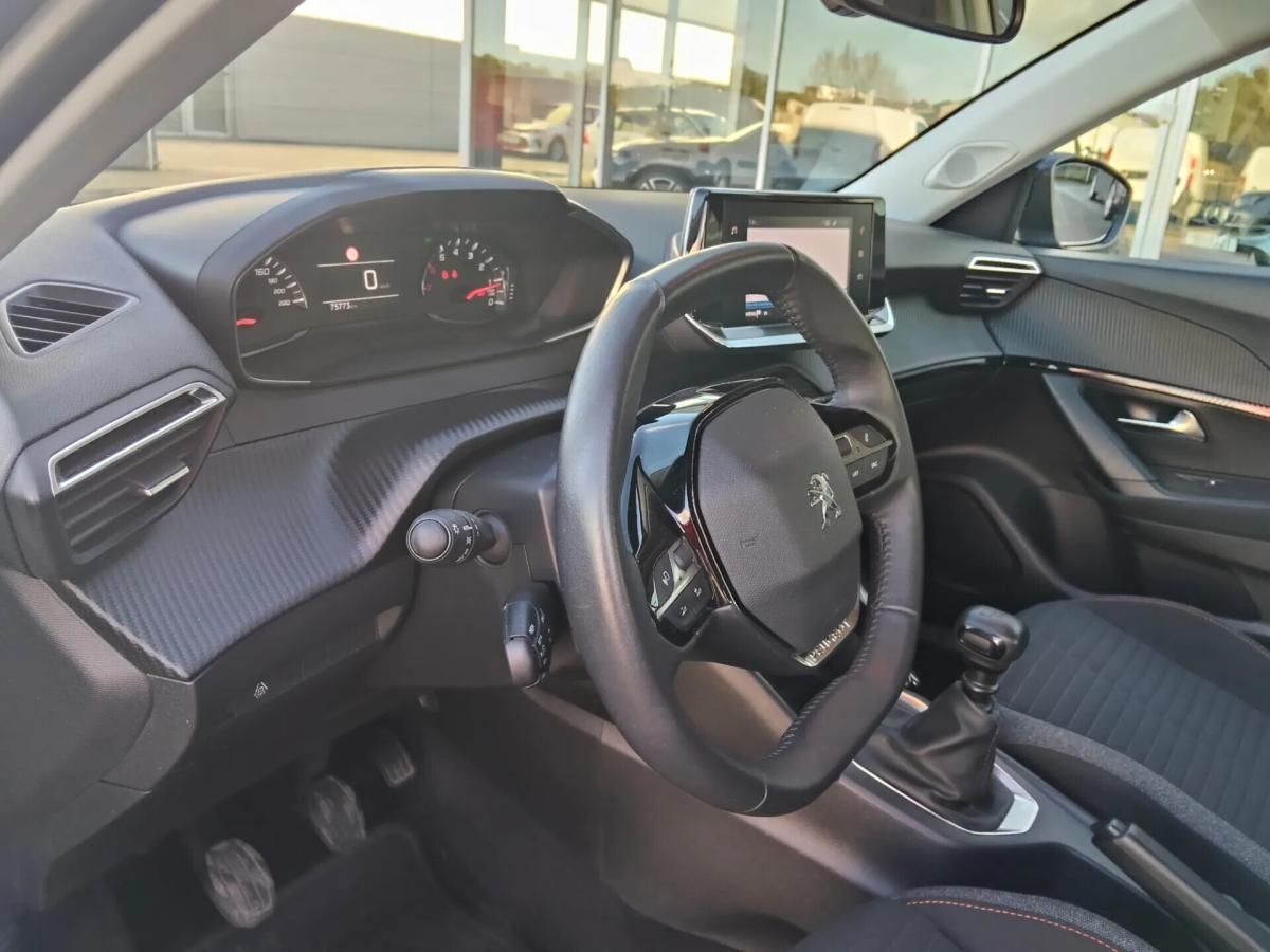 peugeot-2008-2022-diesel-1499cc