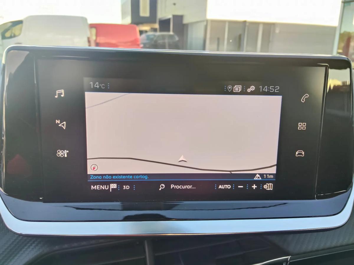 peugeot-2008-2022-diesel-1499cc