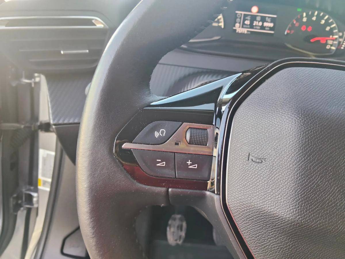 peugeot-2008-2022-diesel-1499cc