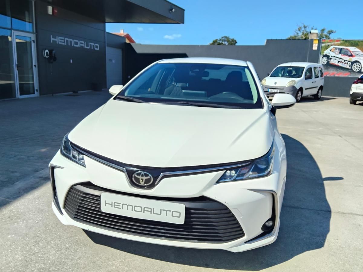 toyota-corolla-2022-gasolina-1490cc
