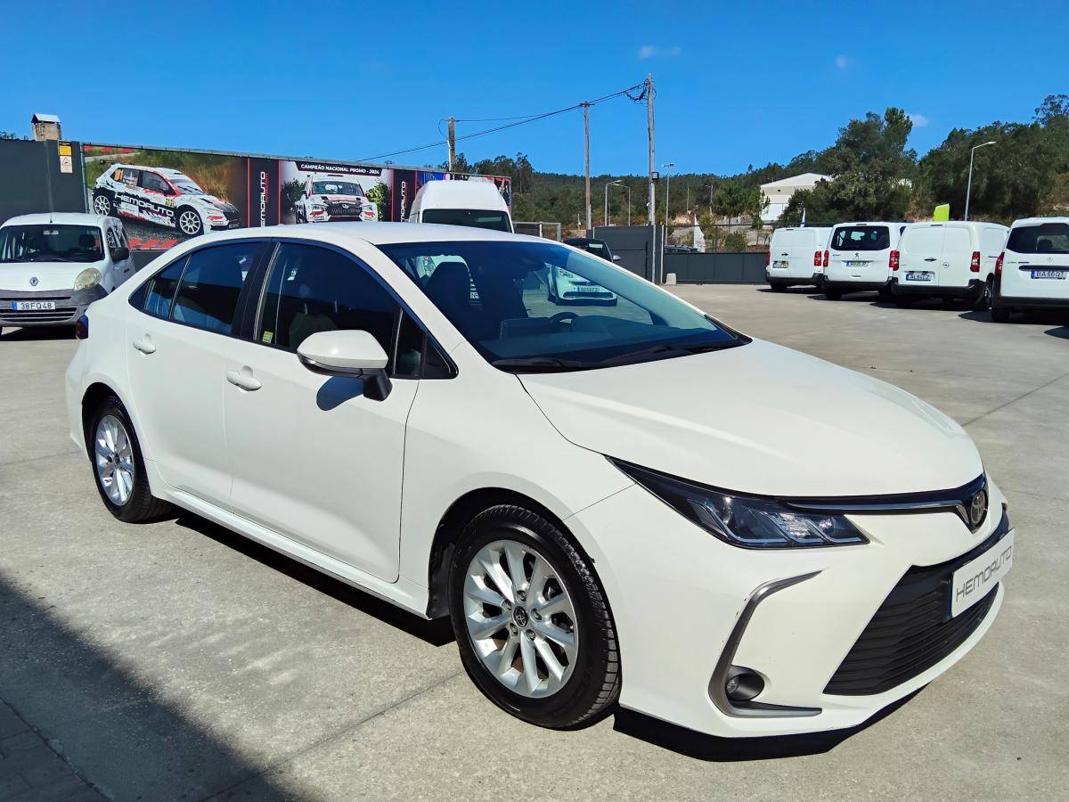 toyota-corolla-2022-gasolina-1490cc