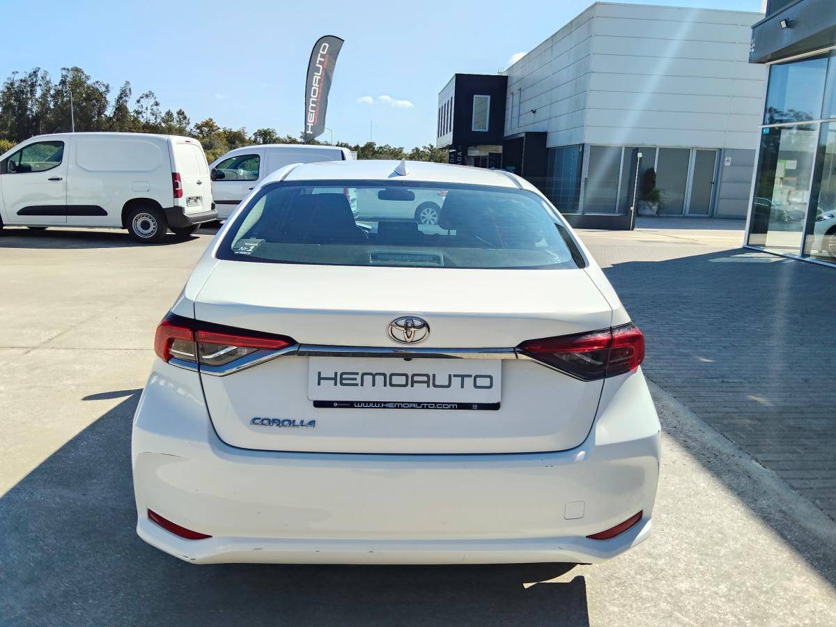 toyota-corolla-2022-gasolina-1490cc