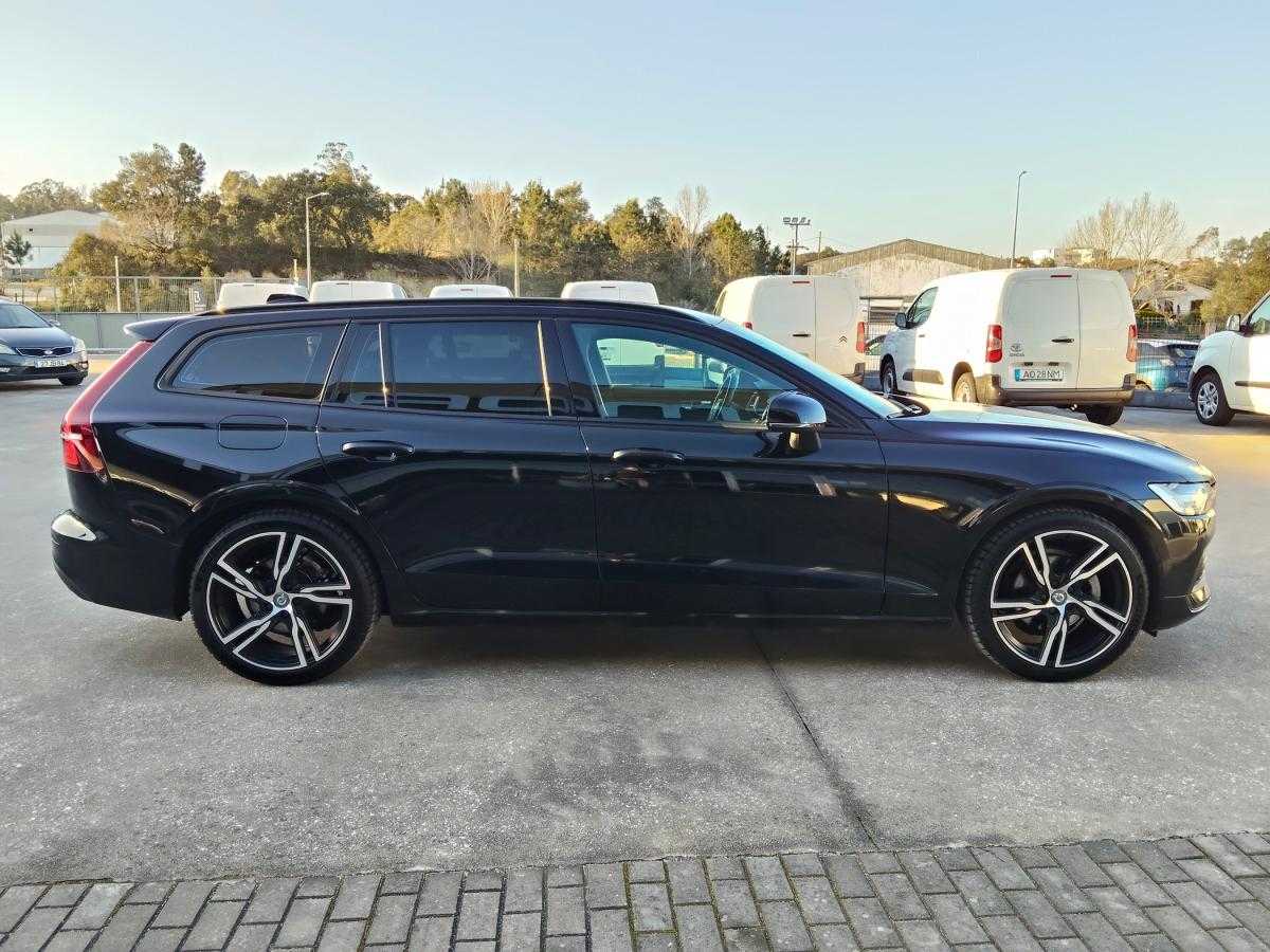 volvo-v60-2019-diesel-1969cc